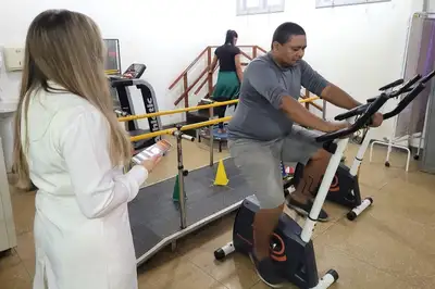 notícia: Jovens vítimas de acidentes de trânsito são maioria na fisioterapia traumatológica do Centro de Reabilitação do Amapá