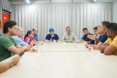 notícia: Em Mazagão Velho, governador Clécio Luís articula com Amazônia Bio a instalação de nova indústria sustentável de açaí no Amapá