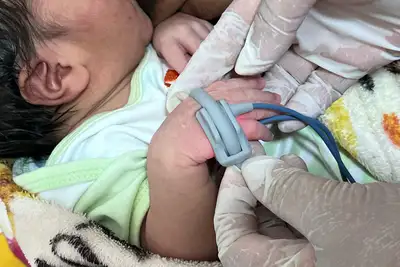 notícia: Maternidade do Hospital da Mulher Mãe Luzia realiza mais de 1,6 mil testes do coraçãozinho em recém-nascidos em 2025