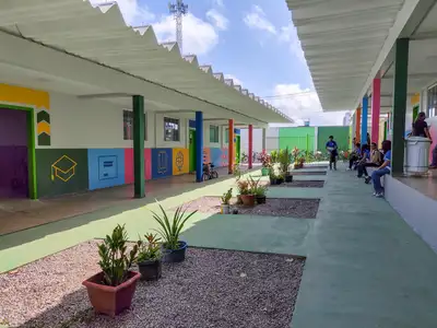 notícia: Governo do Amapá celebra volta às aulas do segundo semestre com entrega da Escola Estadual Ruth Bezerra, na Zona Norte de Macapá