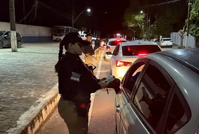 notícia: Operação Lei Seca aborda 486 condutores no Carnaguari 2025, em Ferreira Gomes