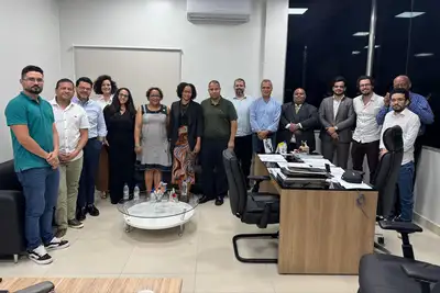 notícia: Governos do Amapá e Guiana Francesa reúnem para discutir pautas conjuntas para apresentar na COP30, em Belém (PA)