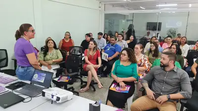 notícia: Governo do Amapá promove conferência voltada à políticas públicas para mulheres aos servidores da administração, em Macapá 