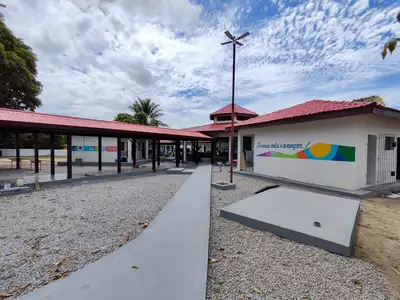 notícia: Em maratona de entregas, Governo do Amapá inaugura a Escola Evilásio Pedro de Lima, em Mazagão, a 28ª escola reconstruída no estado