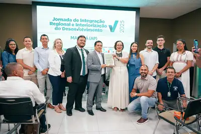 notícia: Universidade do Estado do Amapá apresenta proposta de credenciamento em Comitê de Pesquisa e Desenvolvimento 