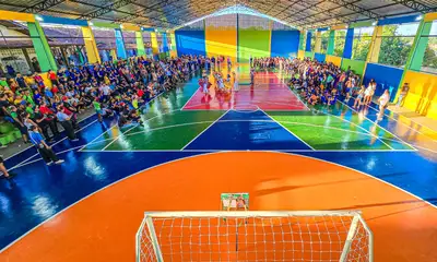 galeria: Entrega da Quadra da Escola Vanda Cabete em Laranjal do Jari