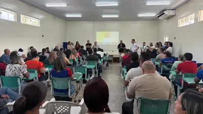 notícia: Governo do Amapá promove formação da Central do Saeb nos municípios de Amapá e Calçoene