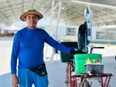 notícia: 'Desde que começaram os preparativos, eu tô aqui todo dia', diz empreendedor que participou de mais de 30 edições da Expofeira, em Macapá