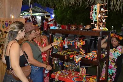 notícia: Artesanatos indígenas do Amapá e Norte do Pará fazem sucesso na abertura da 54ª Expofeira, no Parque de Exposições da Fazendinha