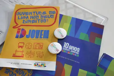 notícia: Governo do Estado oferece cursos, editais e oportunidades para a juventude na 54ª Expofeira do Amapá