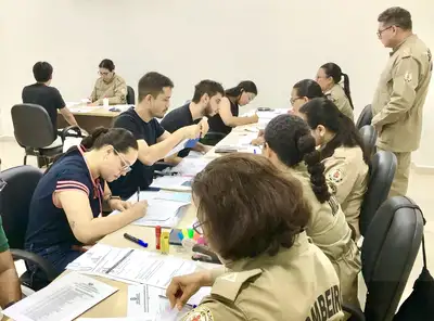 notícia: Concurso do Corpo de Bombeiros avança em nova fase documental para 53 candidatos
