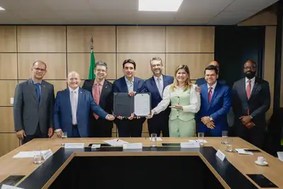 notícia: Governo do Amapá e Ministério dos Portos e Aeroportos anunciam pavimentação das vias de acesso ao Porto de Santana