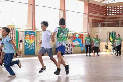 notícia: Governo do Amapá promove evento com jogos adaptados para inclusão de crianças com necessidades especiais 