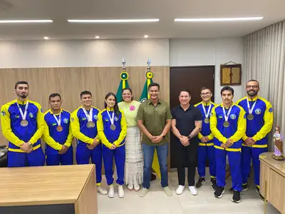 notícia: Governo do Amapá recebe atletas de kickboxing e realiza tratativas para a Corrida do Servidor Público 2025