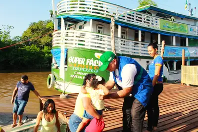 notícia: Governo do Amapá finaliza 3ª edição do Super Fácil das Águas com 3.904 atendimentos em território quilombola de Santana