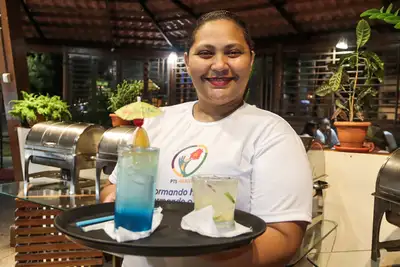 galeria:  Governo do Amapá Forma Moradores em Curso Especializados de Coqueteria e Gestão de Restaurantes em Macapá