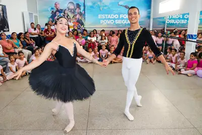 galeria: Cine Bailarina - Comemoração ao Dia das Crianças