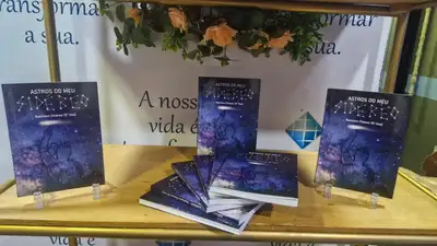 notícia: Governo do Amapá prestigia lançamento póstumo do livro 'Astros do Meu Sidéreo' e reforça apoio à cultura e à literatura amapaense