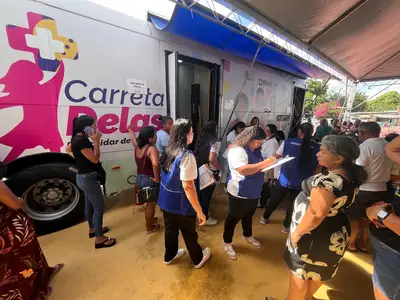notícia: Governo do Amapá leva atendimentos de saúde a Mazagão com o 'Carreta Delas' e facilita o acesso da população a exames e consultas especializadas