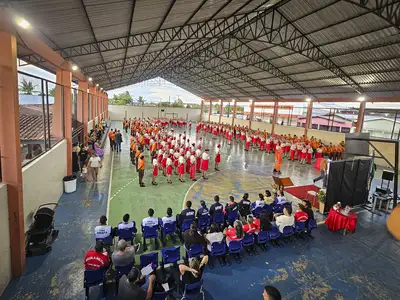 notícia: Escola Estadual de Gestão Compartilhada Antônio Ferreira Lima Neto realiza cerimônia de Mérito Intelectual e Desportivo