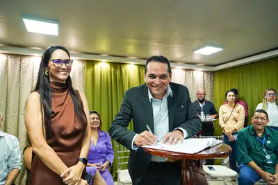 notícia: Governo do Amapá empossa Paulo Lemos como novo secretário de Estado da Educação