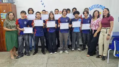 notícia: Com apoio do Governo do Amapá, escola pública de Macapá se destaca nacionalmente em educação financeira e concorre a prêmio de R$ 100 mil