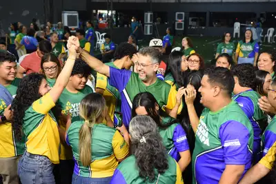 notícia: Eu Visto a Camisa do Amapá: Governo leva para Santana plenária que apresenta avanços da gestão