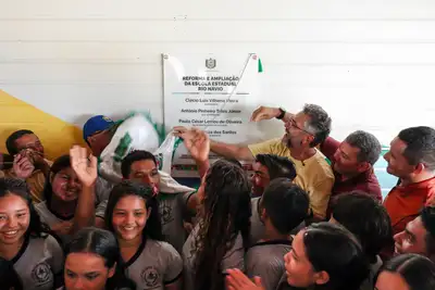 notícia: Governo do Amapá entrega reconstrução da Escola Estadual Rio Navio, nas margens do Rio Amazonas, em Mazagão
