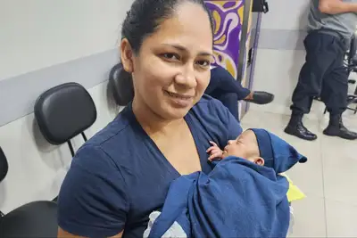 notícia: 'É um gesto que fica. Uma memória de esperança', diz mãe de prematuro que recebeu homenagem pela força e resiliência