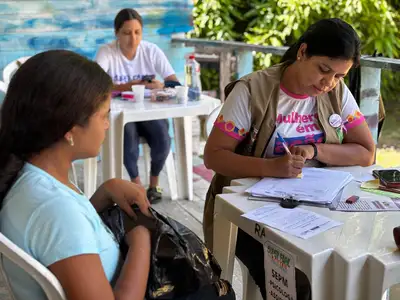 notícia: Super Fácil das Águas: Governo do Amapá fortalece atendimentos às mulheres no terceiro dia de ação no Rio Pedreira