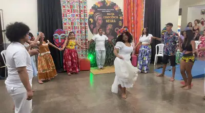 notícia: Governo do Amapá promove reflexão e valorização da cultura afro-brasileira no Sarau da Consciência Negra da Escola Zolito Nunes