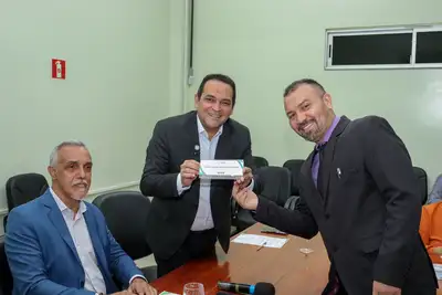 notícia: Secretário Paulo Lemos toma posse como conselheiro nato do CEE e reforça compromisso com a educação do Amapá