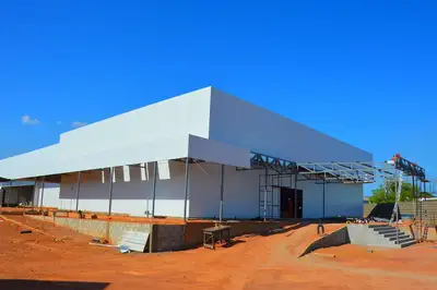 notícia: Governo do Amapá avança na construção do novo Hospital de Santana e amplia expectativa da população por atendimento moderno e humanizado