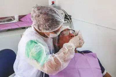 notícia: Governo do Amapá inicia ação odontológica do Mais Saúde no Habitacional Mucajá, em Macapá