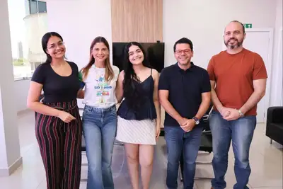 notícia: Governo do Amapá garante custeio para estudante amapaense participar de simulação da ONU nos EUA