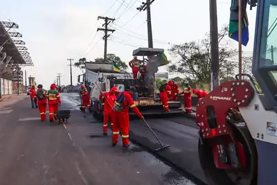 notícia: Balanço 2025: com reconstrução de pontes, pavimentação urbana e manutenção de rodovias, Governo do Estado fortalece a malha viária amapaense