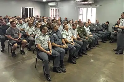 notícia: Representantes do Governo do Amapá palestram sobre Educação Previdenciária para membros da Polícia Militar