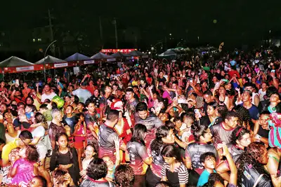notícia: Magia do 'Natal Luz' do Governo do Estado chega aos moradores do Residencial Macapaba, em Macapá