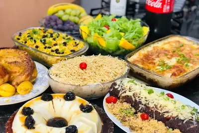 notícia: Nutricionista do Hospital de Clínicas Alberto Lima alerta para o equilíbrio alimentar nas festas de Natal e Ano Novo