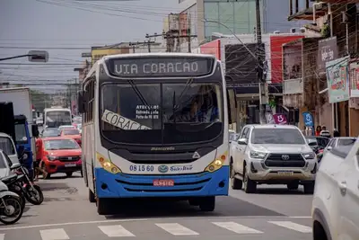 notícia: Governo do Estado garante ônibus gratuito na região metropolitana durante a programação do Réveillon do Amapá 2026