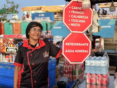 notícia: Empreendedorismo local movimenta economia na abertura do Réveillon do Amapá: 'celebro a oportunidade de unir lazer e trabalho'