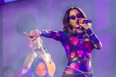 notícia: Anitta vai comandar noite histórica no Réveillon do Amapá, promovido pelo Governo do Estado, nesta segunda-feira, 29