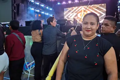 notícia: 'Nos sentimos tranquilos para aproveitar a festa com a família', relata professora sobre segurança durante Maior Réveillon da Amazônia