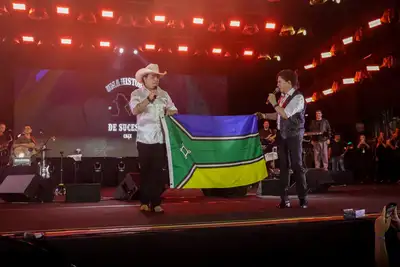 notícia: No Maior Réveillon da Amazônia – Amapá 2026, Chitãozinho & Xororó emocionam público e celebram legado da música sertaneja
