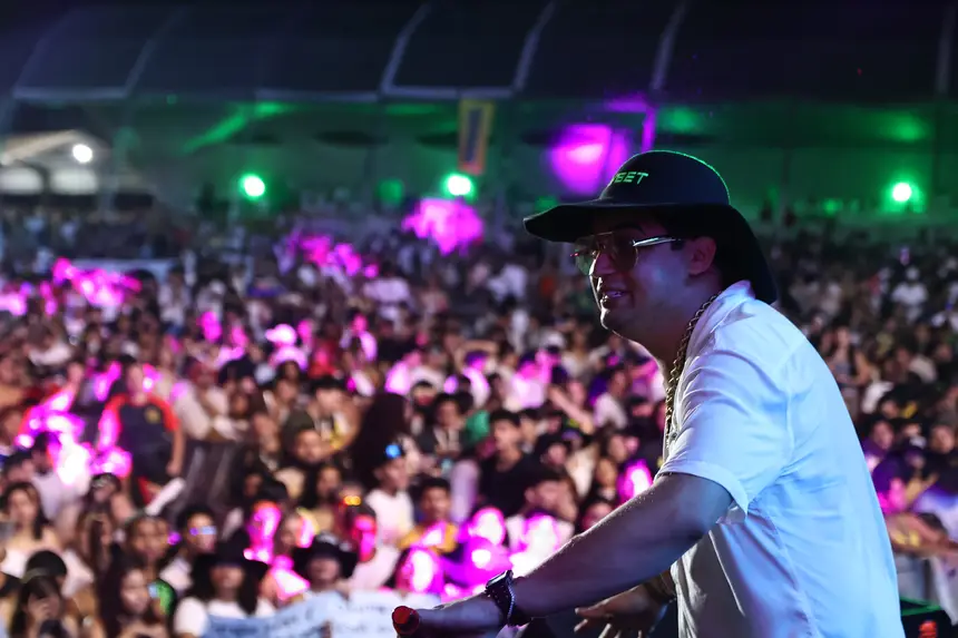  <div class='credito_fotos'>Foto:  &nbsp;&nbsp;|&nbsp;&nbsp; <a href='/midias/2026/originais/20260101061441-GF00016848-F00214551.webp' download><i class='fa-solid fa-download'></i> Download</a></div>