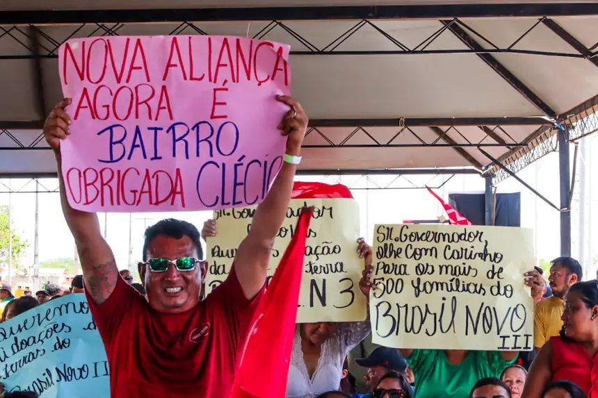 Morador festeja assinatura de Termo e declara gratidão ao governador Clécio 