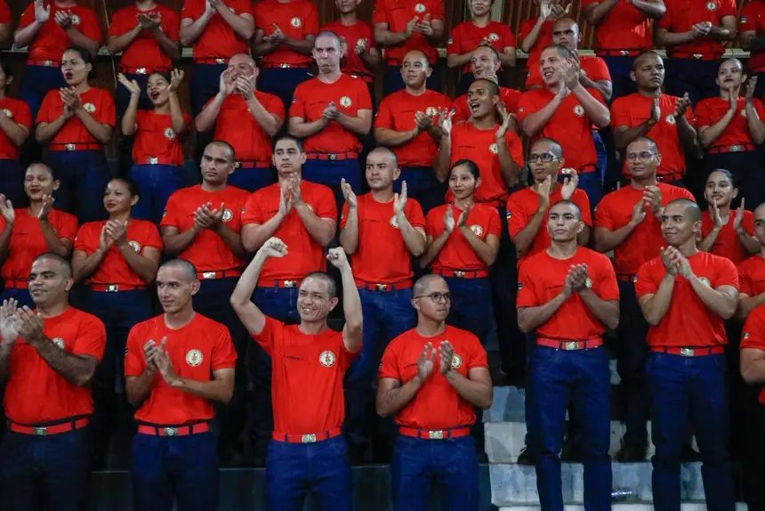  <div class='credito_fotos'>Foto: Ruan Alves / GEA &nbsp;&nbsp;|&nbsp;&nbsp; <a href='/midias/2026/originais/20260108102323-GF00016853-F00214723.webp' download><i class='fa-solid fa-download'></i> Download</a></div>