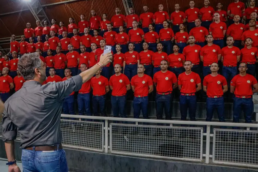  <div class='credito_fotos'>Foto: Ruan Alves / GEA &nbsp;&nbsp;|&nbsp;&nbsp; <a href='/midias/2026/originais/20260108102324-GF00016853-F00214724.webp' download><i class='fa-solid fa-download'></i> Download</a></div>