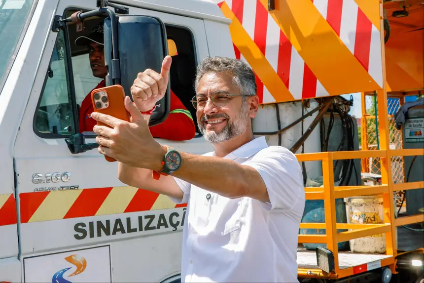 Governador Clécio Luís vistoriou sinalização de vias no bairro Pacoval