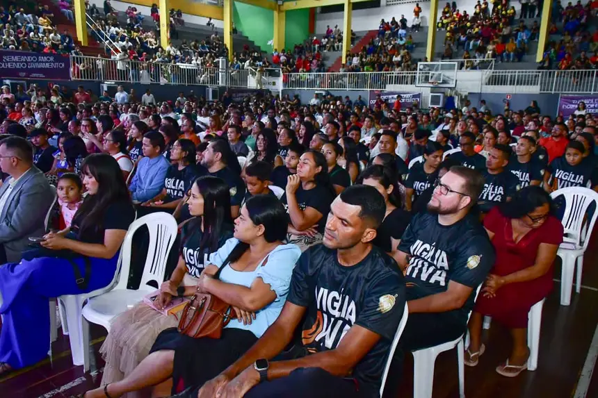  <div class='credito_fotos'>Foto: Max Renê/GEA &nbsp;&nbsp;|&nbsp;&nbsp; <a href='/midias/2026/originais/20260121091548-GF00016880-F00215542.webp' download><i class='fa-solid fa-download'></i> Download</a></div>